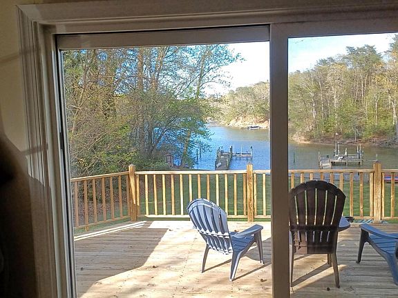 3rd image of 375 Swaggers Point Rd