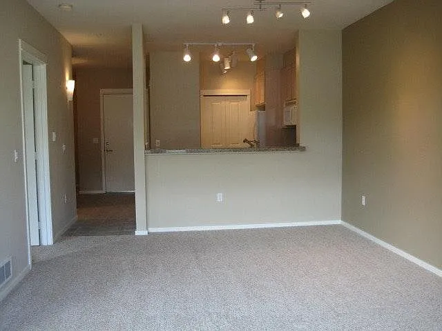 Dining, Kitchen