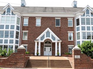 450 E Lockwood Ave APT 110, Saint Louis, MO 63119