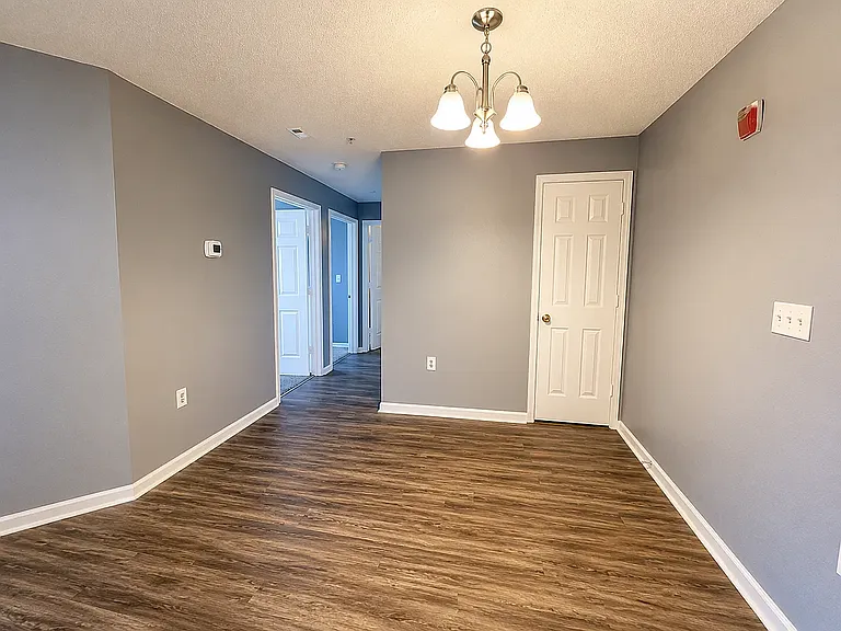 The Peaks of Knoxville Apartment — Photo 3