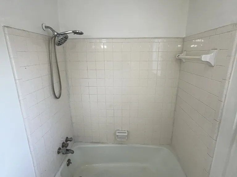 1430 High Meadow Dr — Photo 11