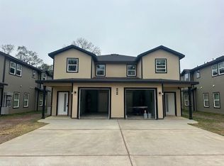 161 S 10th St #A, Conroe, TX 77301