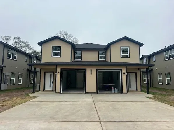 161 S 10th St #A, Conroe, TX 77301