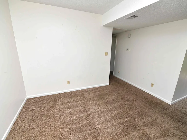 5734 N Autumn Ridge Ct #B — Photo 9