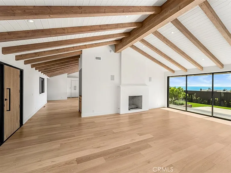 709 Emerald Bay — Photo 3