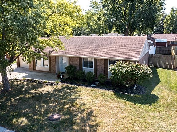 2nd image of 5100 Bluffview Dr