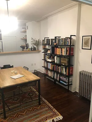 Rented by Alexander Bilu, LREB | media 23