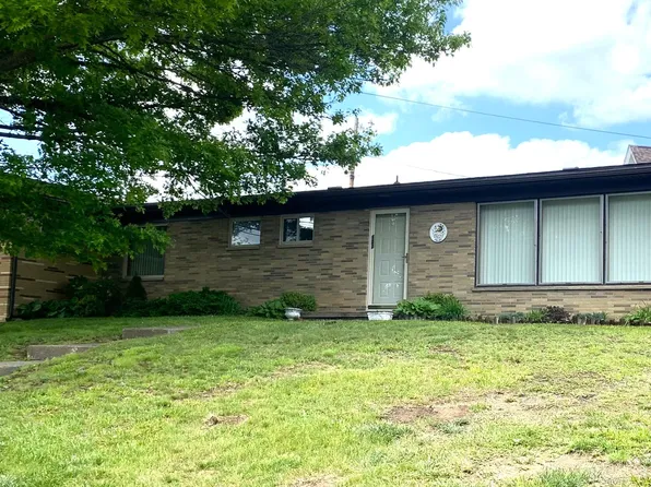 102 Grace St, Fayetteville, WV 25840