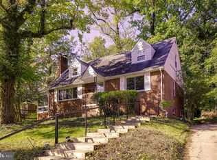 3 Lakeside Dr, Greenbelt, MD 20770