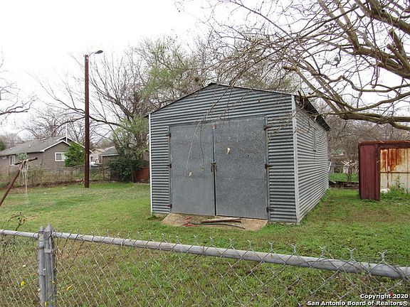 3rd image of 503 Ferris Ave