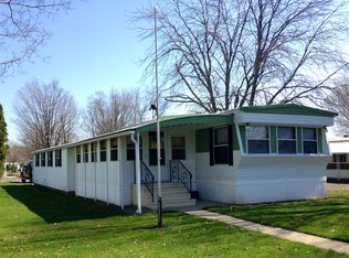 3110 Red Clover Rd, Kalamazoo, MI 49004