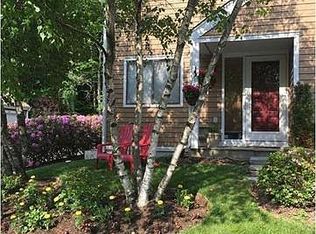 104 Rambling Brook Rd, Chappaqua, NY 10514