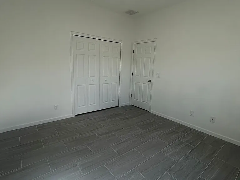 1142 Heron St — Photo 19