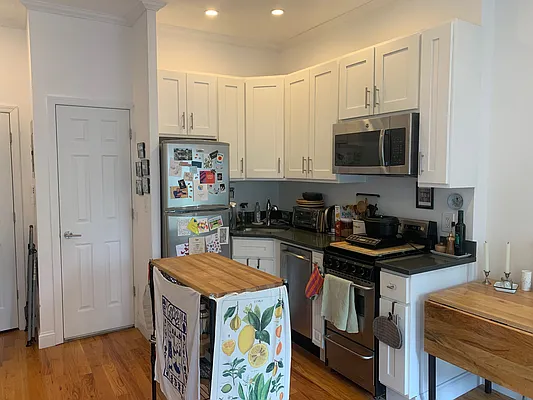 Rented by Silver Line Realty Group NY LLC | media 6