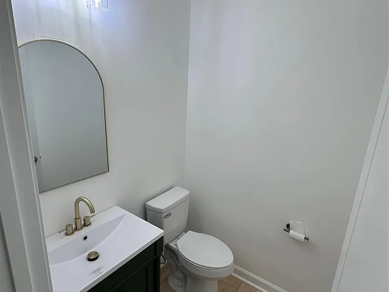 732 Inwood Hill Dr — Photo 8