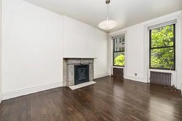 Sold by Leslie J. Garfield | media 18