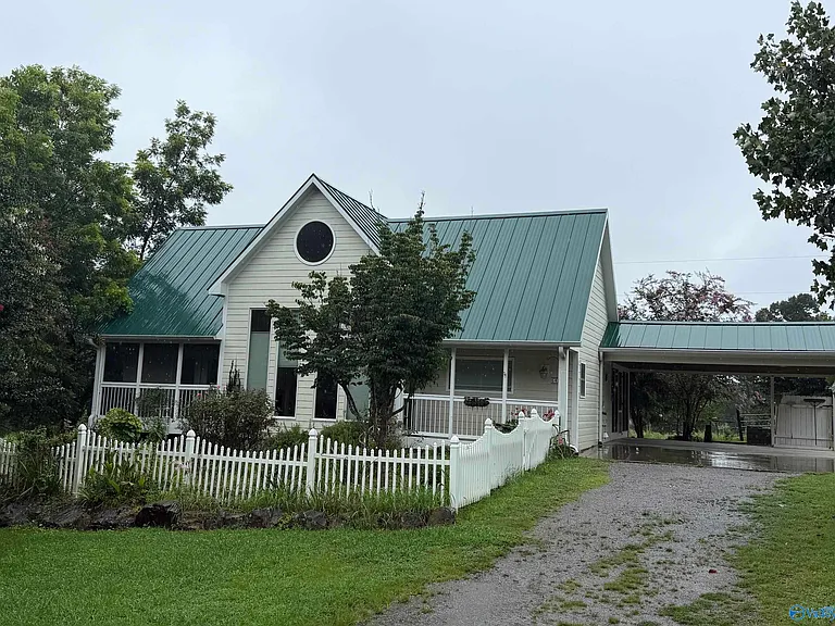 542 Holmes Drake Rd — Photo 1