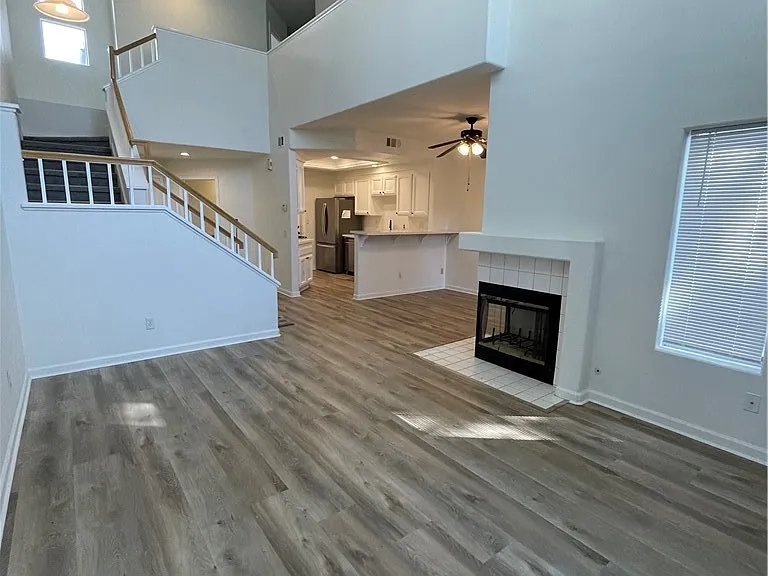 1048 Explanada St #102 — Photo 5