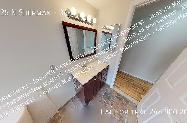 1125 N Sherman Dr #36 — Photo 6