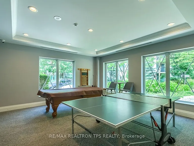 18 William Carson Cres #Penthouse 903 — Photo 12