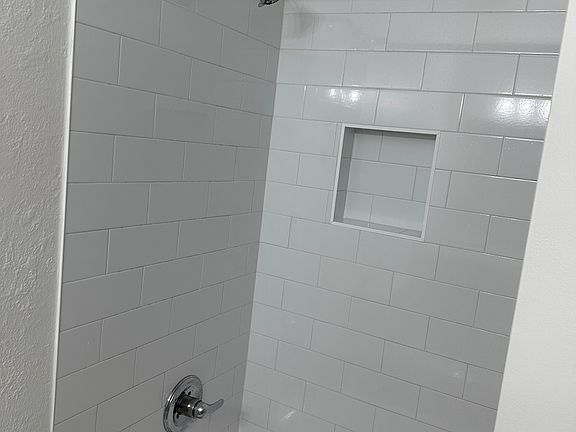 Shower/Bath