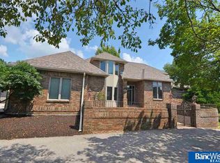 6601 Marcus Rd, Lincoln, NE 68516