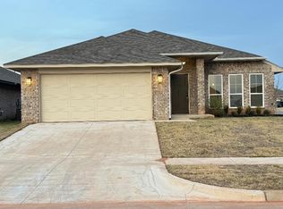 18316 Austin Ct, Edmond, OK 73012