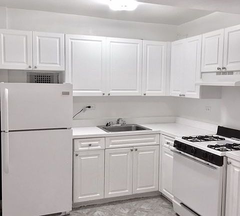 5th image of 6629 Broadway APT 4G