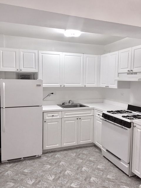 2nd image of 8518 118th St APT 5E