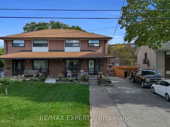 75 Saint Lucie Dr, Toronto, ON M9M 1T1