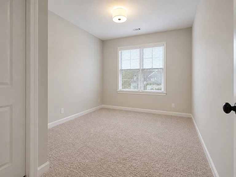 421 Downfield Way — Photo 12