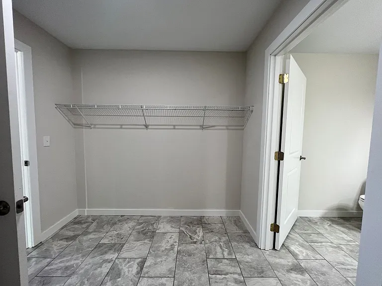 950 S Hebron Ave — Photo 24