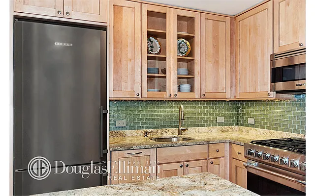 Sold by Douglas Elliman | media 2