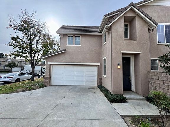 2nd image of 35885 Gatineau St
