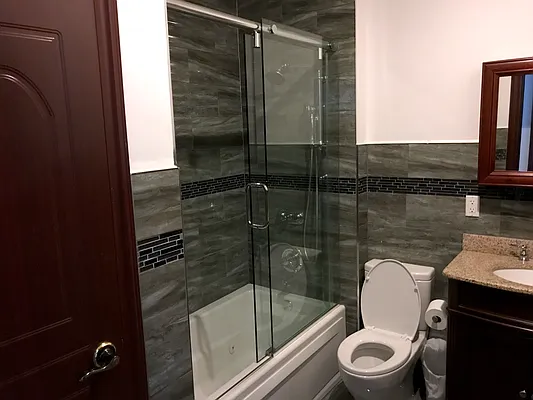 Rented by Compass | media 24
