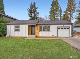 1042 SW 132nd St, Burien, WA 98146