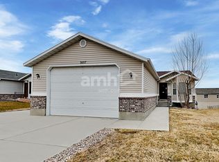 5697 S Stone Flower Way, Salt Lake City, UT 84118