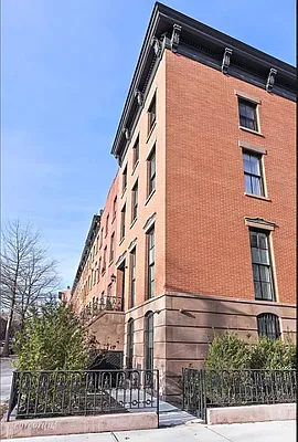 Rented by Corcoran | media 21