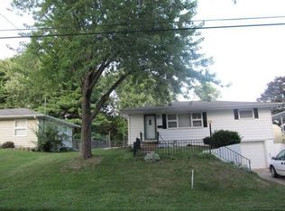 2816 Yoder Dr, Burlington, IA 52601