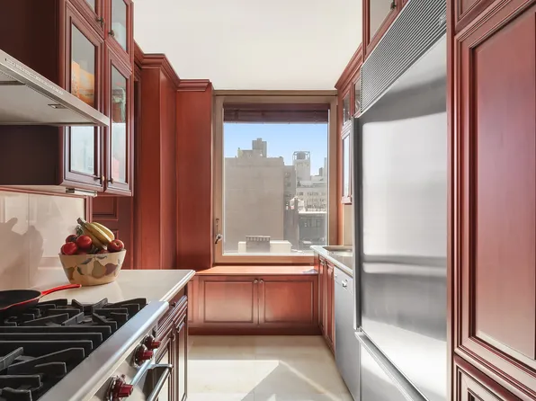 30 East 85th Street image 6 of 9