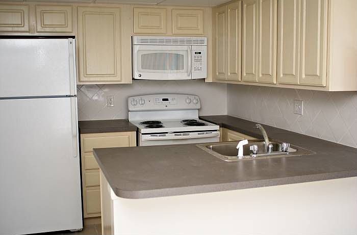 3BR Kitchen