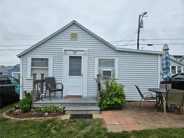 854-103 Matunuck Beach Rd, Wakefield, RI 02879