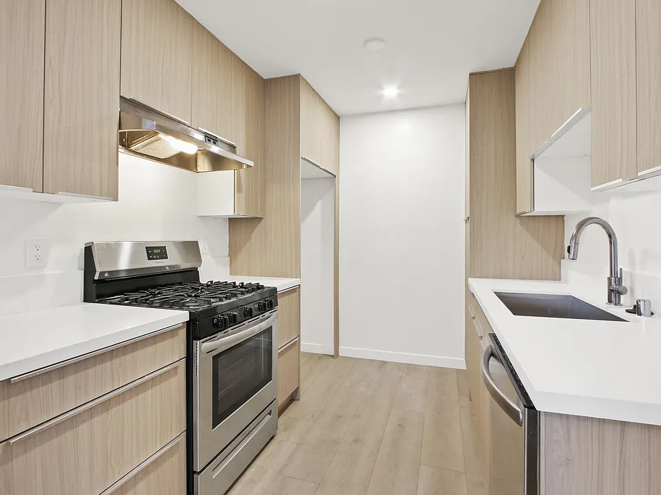 3663 Mentone Ave - near Downtown Culver City