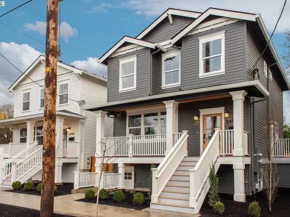 2472 SE Cora St, Portland, OR 97202