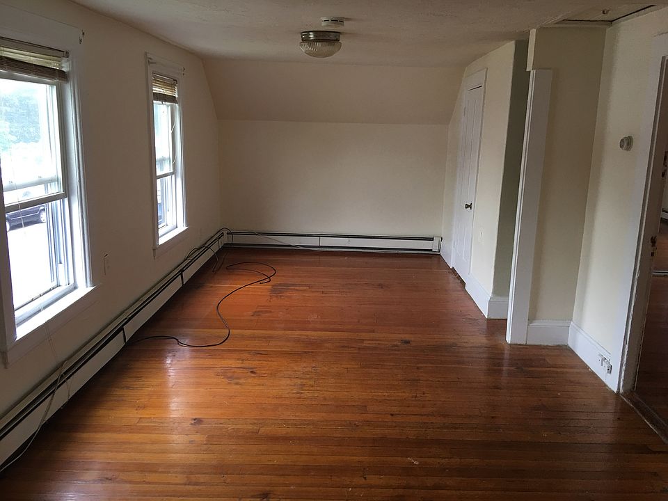 1st image of 891 Washington St