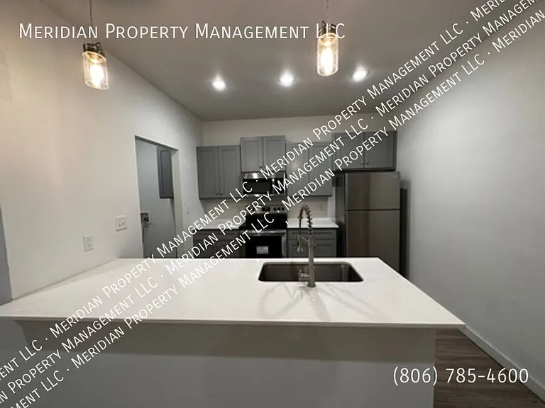 1215 N Evanston Ave — Photo 20