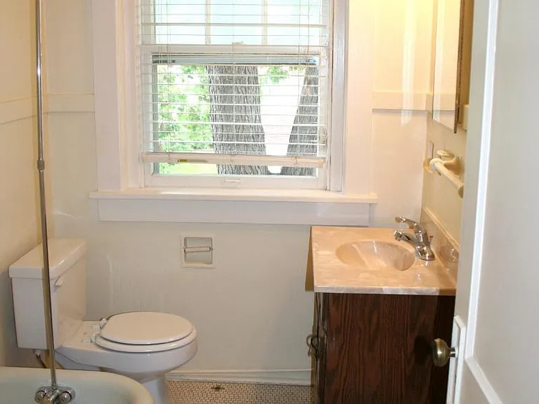 730 E 12th Ave #10 — Photo 6
