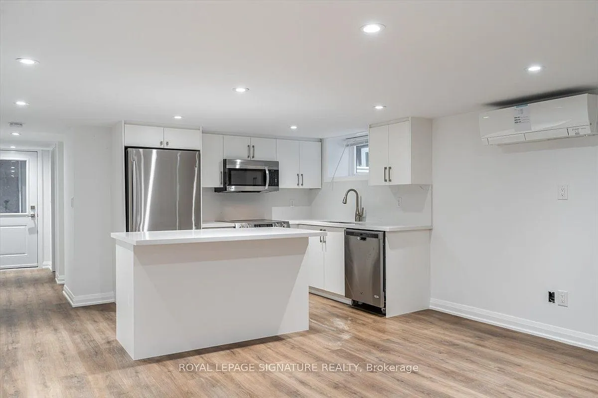 2 bed, $2,190 — Photo 2
