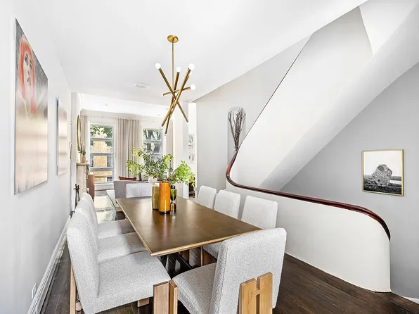 262 W 25th St, New York, NY 10001