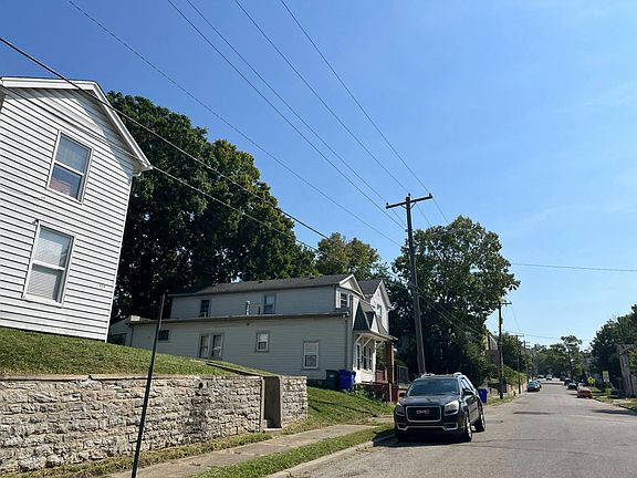 5th image of 227 Cleveland Ave